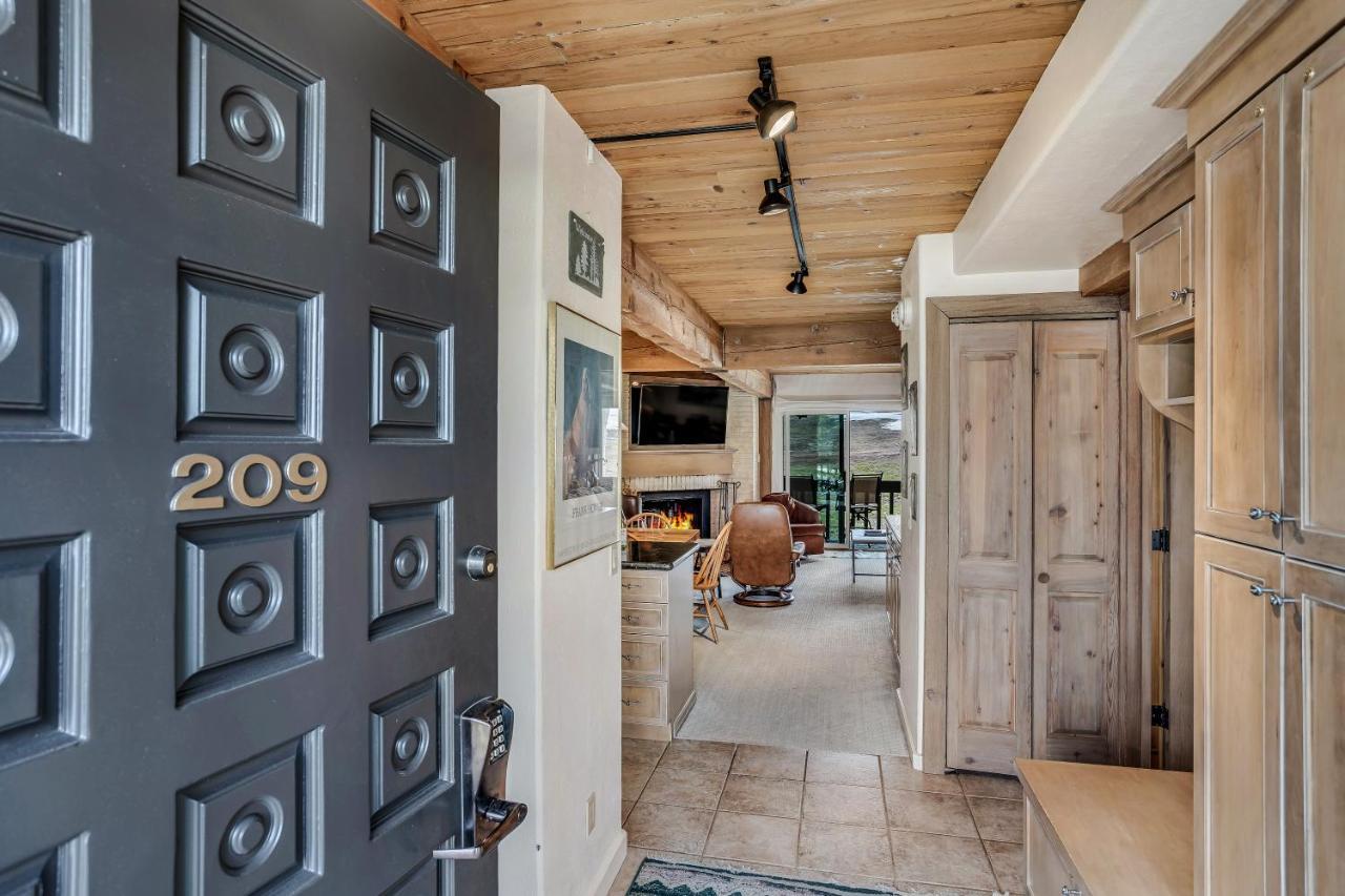 Interlude Condominiums 2-Bedroom Unit 209 Snowmass Village Exterior foto